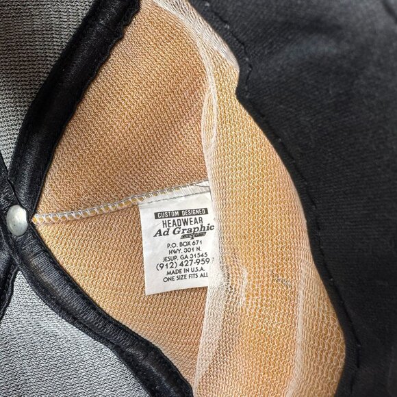 Vintage 70s Portland Black & Gray Striped Snap-Back Hat, Kitschy Americana Hat - Picture 5 of 6